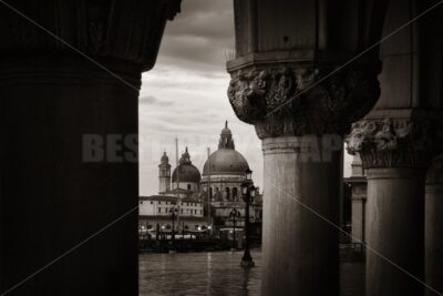 Church Santa Maria della Salute and column - Songquan Photography