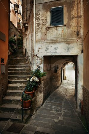 Riomaggiore alley - Songquan Photography