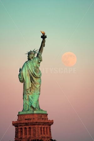Statue of liberty and moon - Songquan Photography