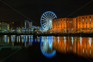 Royal Albert Dock wheel night - Songquan Photography